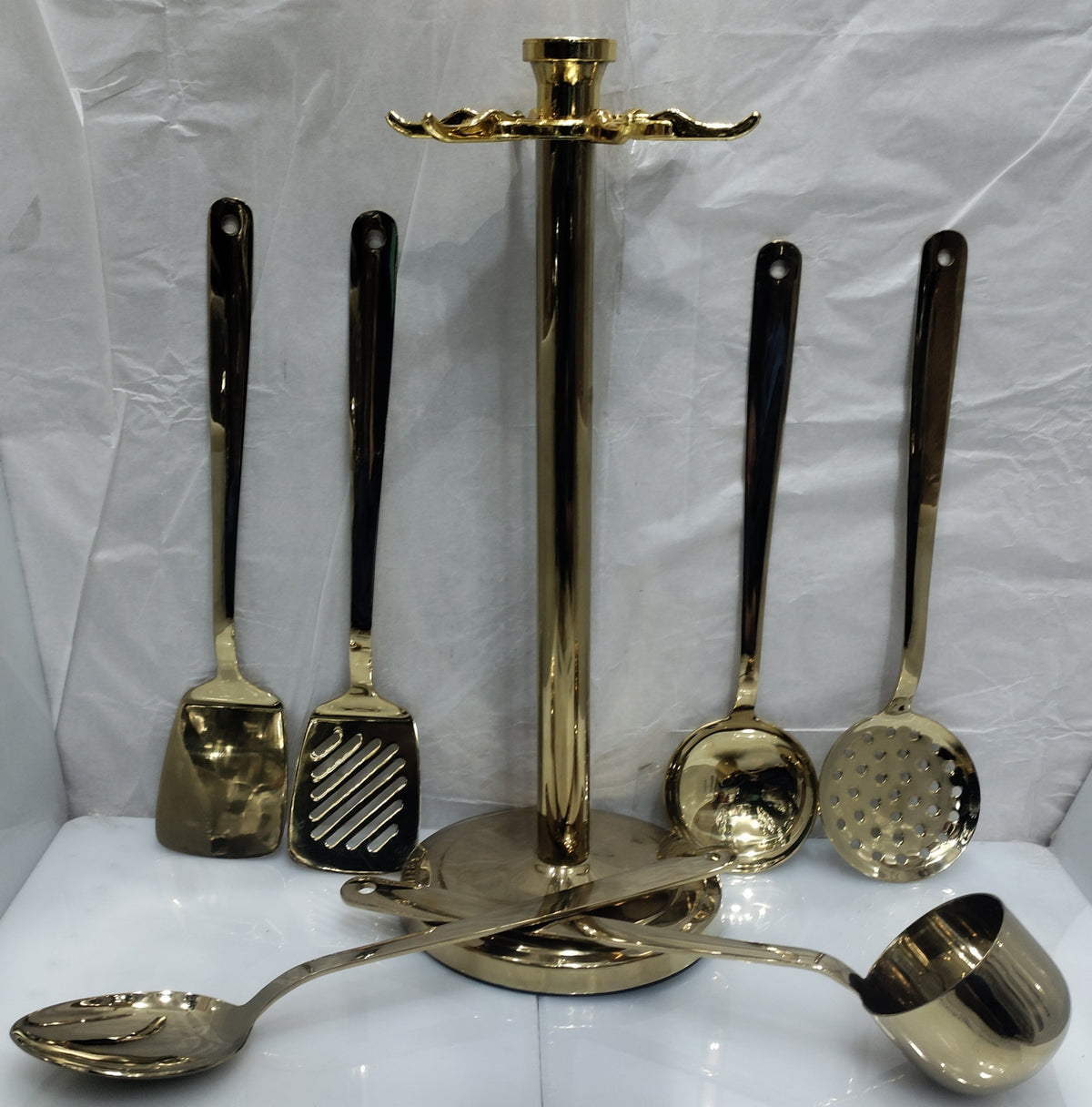 Golden stainless steel kitchen spoon set with stand – photo 5