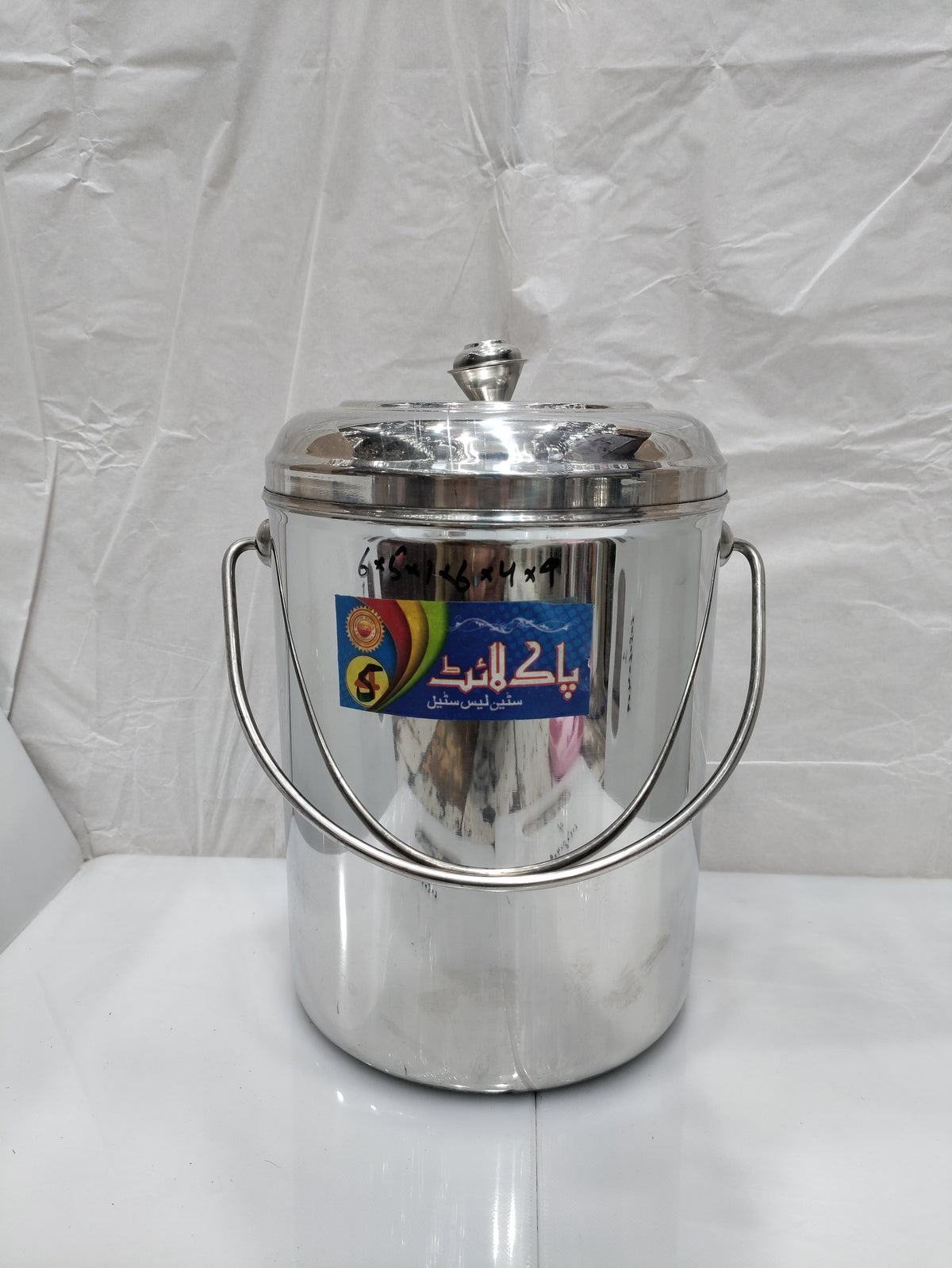 Stainless steel storage container with wire carry handle and lid – photo 2