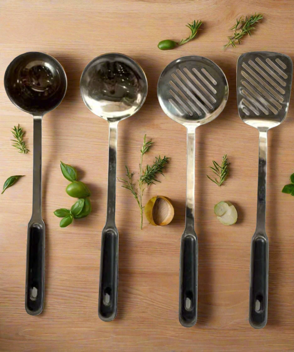 4 piece stainless steel kitchen tools set with ladle, skimmer, turner and scoop – photo 2