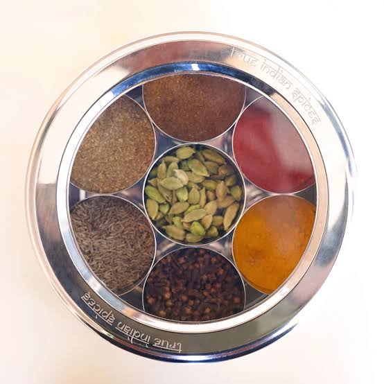 Heavy stainless steel masala box with 7 compartments and 7 spoons – photo 4